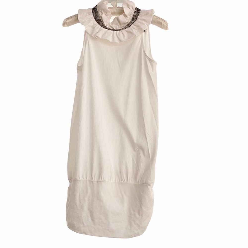 VaVa by Joy Han White Ruffled Neck Metal Mesh Top